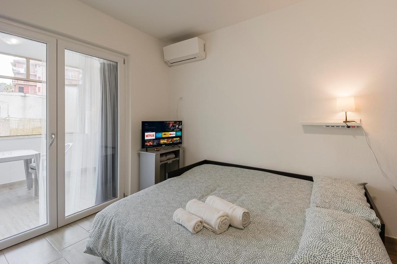 Il Gattino Di Porto - Apt 1 - Monolocale Veranda Piscina Imperia Ngoại thất bức ảnh