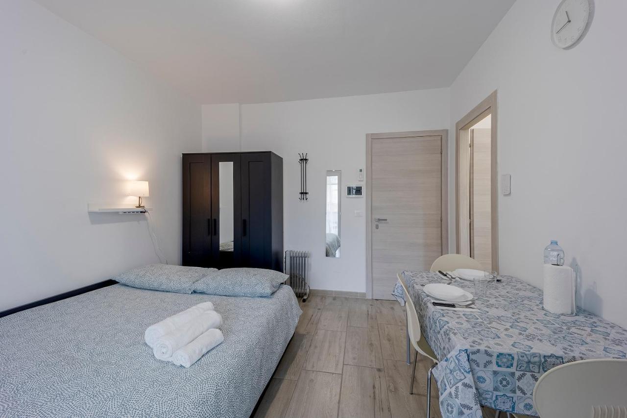 Il Gattino Di Porto - Apt 1 - Monolocale Veranda Piscina Imperia Ngoại thất bức ảnh