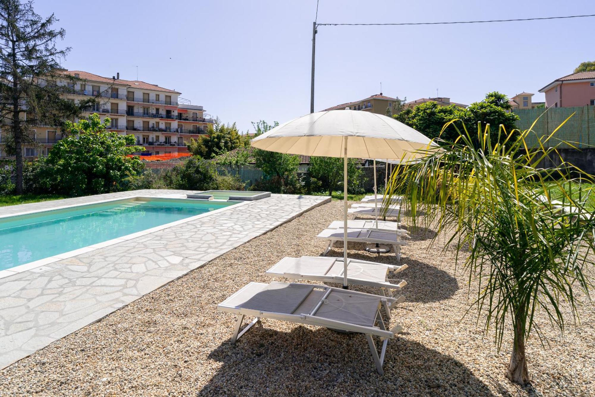 Il Gattino Di Porto - Apt 1 - Monolocale Veranda Piscina Imperia Ngoại thất bức ảnh
